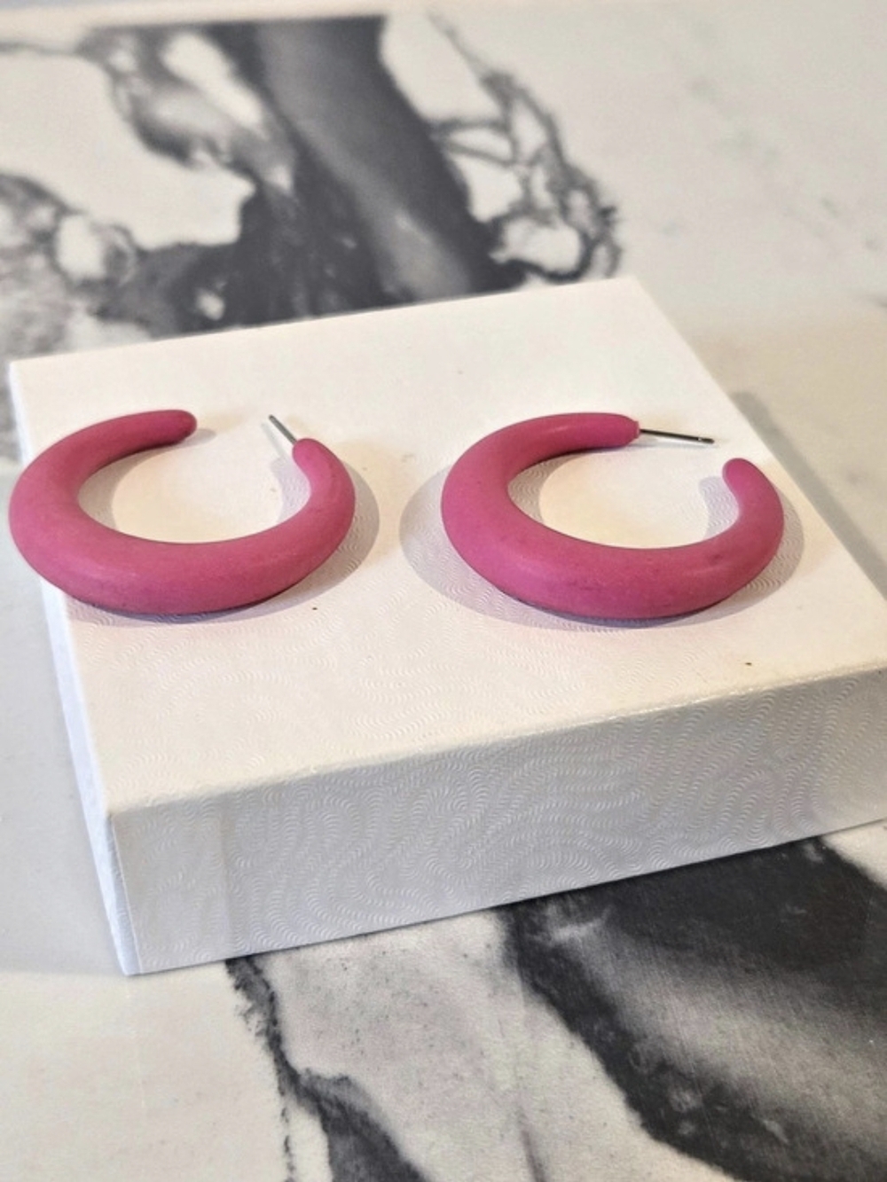 Chunky Matte Hot Pink Resin Statement Hoop Earrings Lightweight Retro 80s